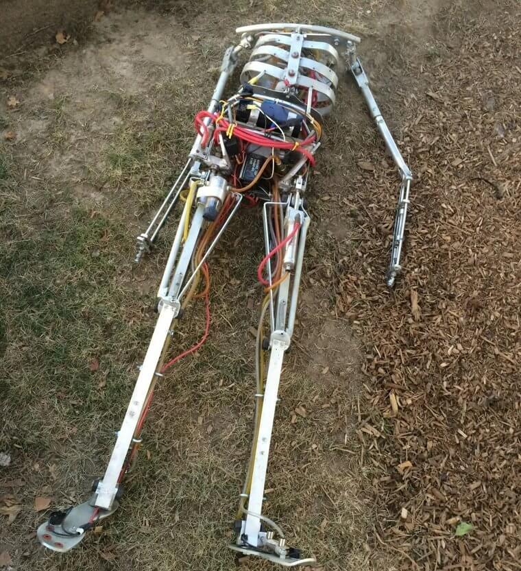 An Abandoned Robot
