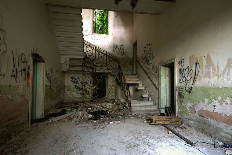 Poveglia Island: A Mysterious, Off-Limits Place With a Dark Past