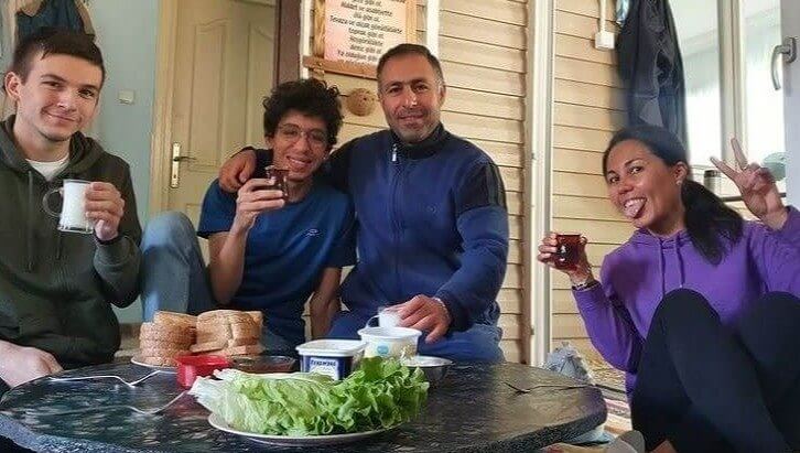 Forget Hotels: Stay at A Friend or Acquaintance's House