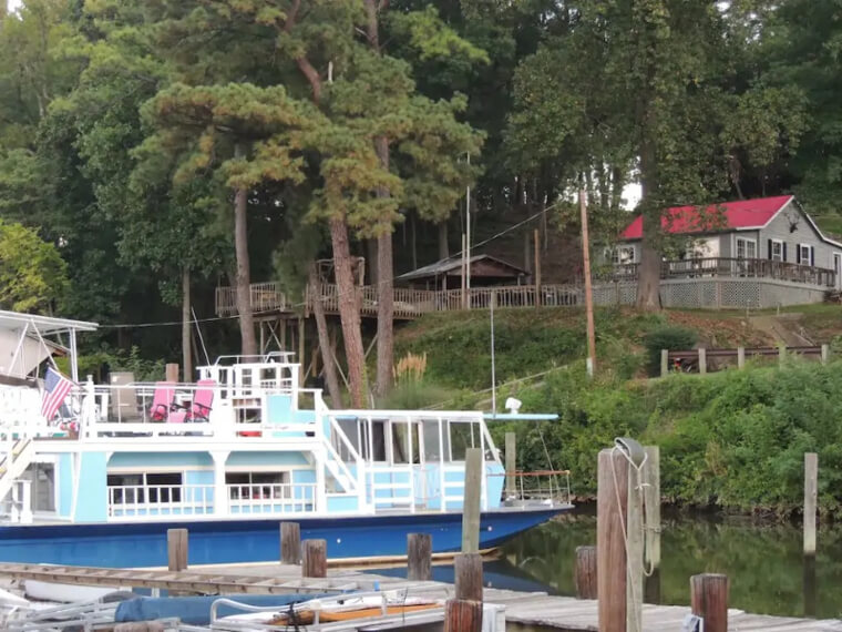 GiaMaria Houseboat - Richmond, Virginia