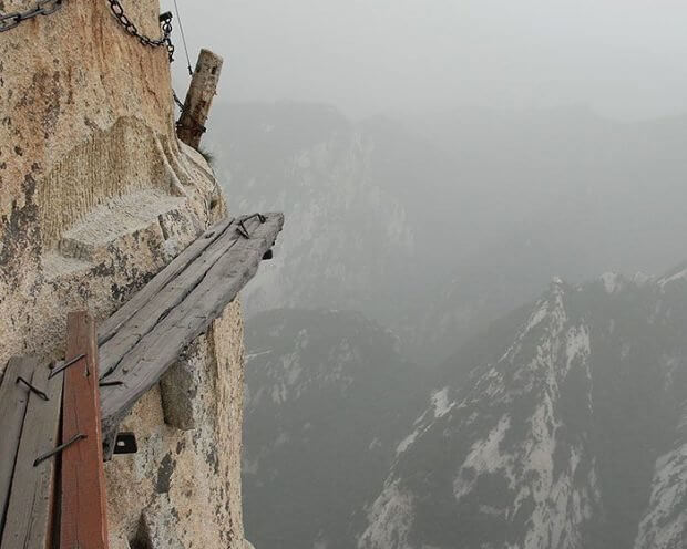 A Hike Meant for Risk-Takers in Mount Hua Shan, China