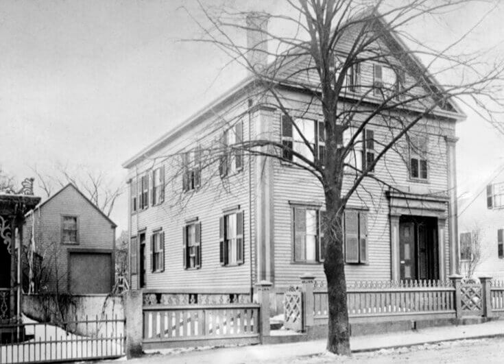 Murder Scene Turned Bed and Breakfast at the Borden House In Massachusetts