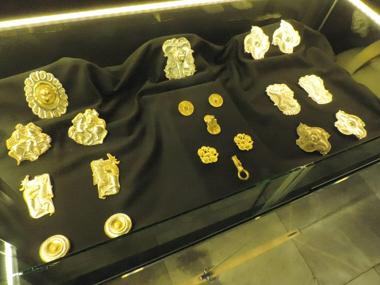 The Forrest Fenn Treasure