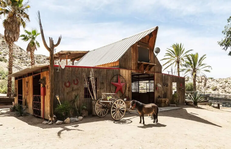 Love Nest - Morongo Valley, California
