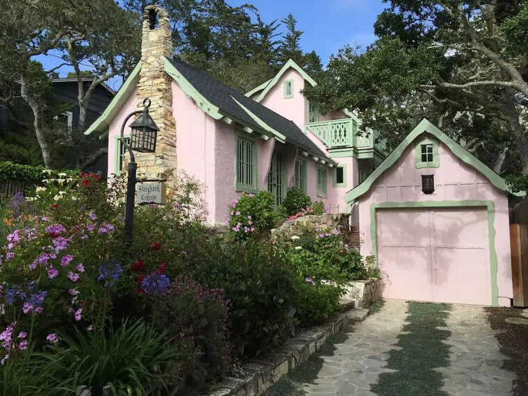 Magical Storybrook Cottage - Carmel, California