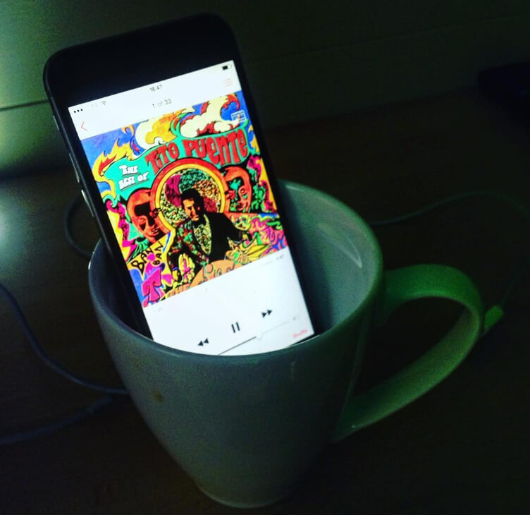 Use The Makeshift Cup Speaker for an Instant Hotel Room Party